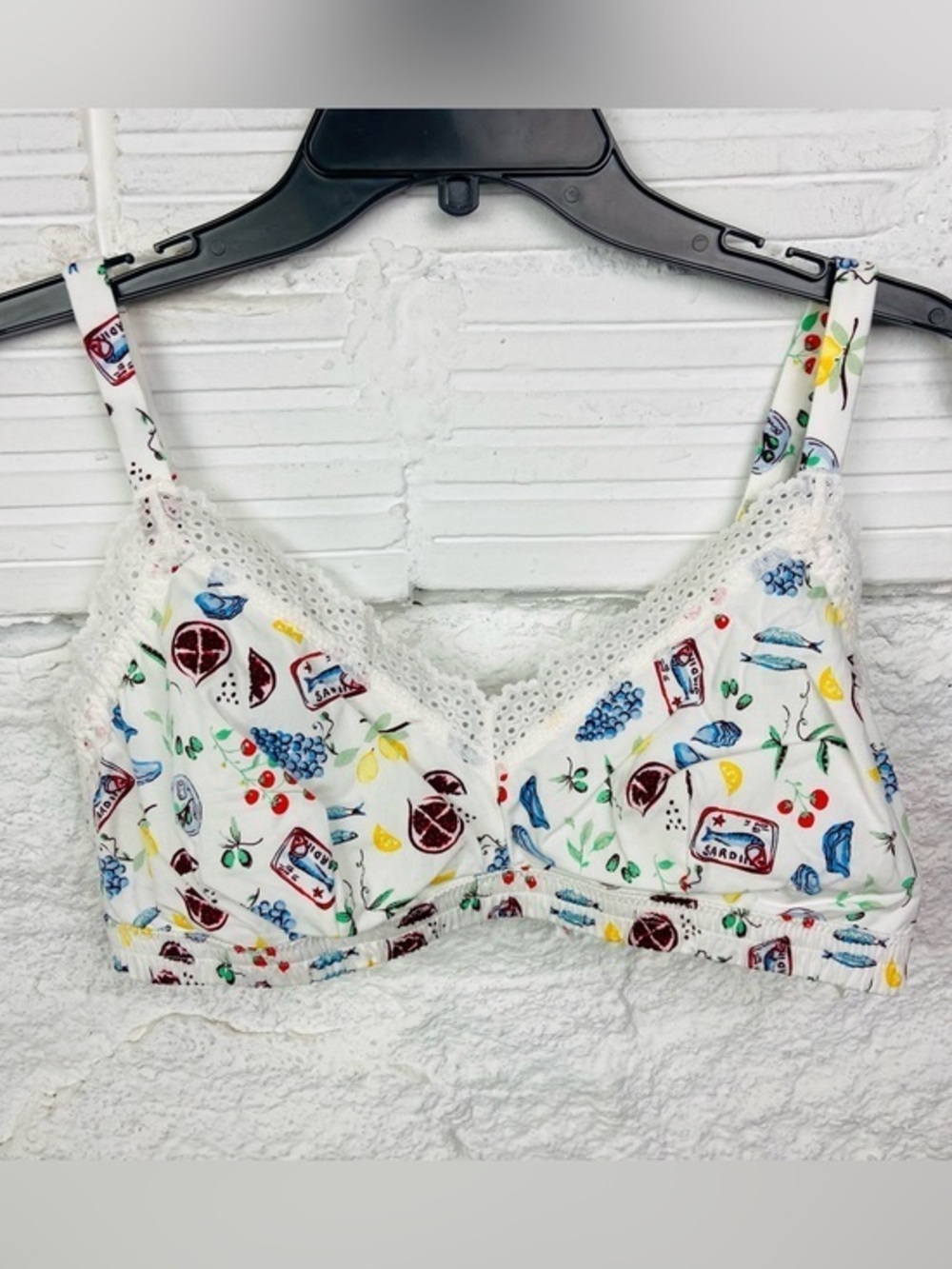 NWT Colsie White Printed Lace-Trim Bralette with Multicolor Fruit & Can Motif XL
